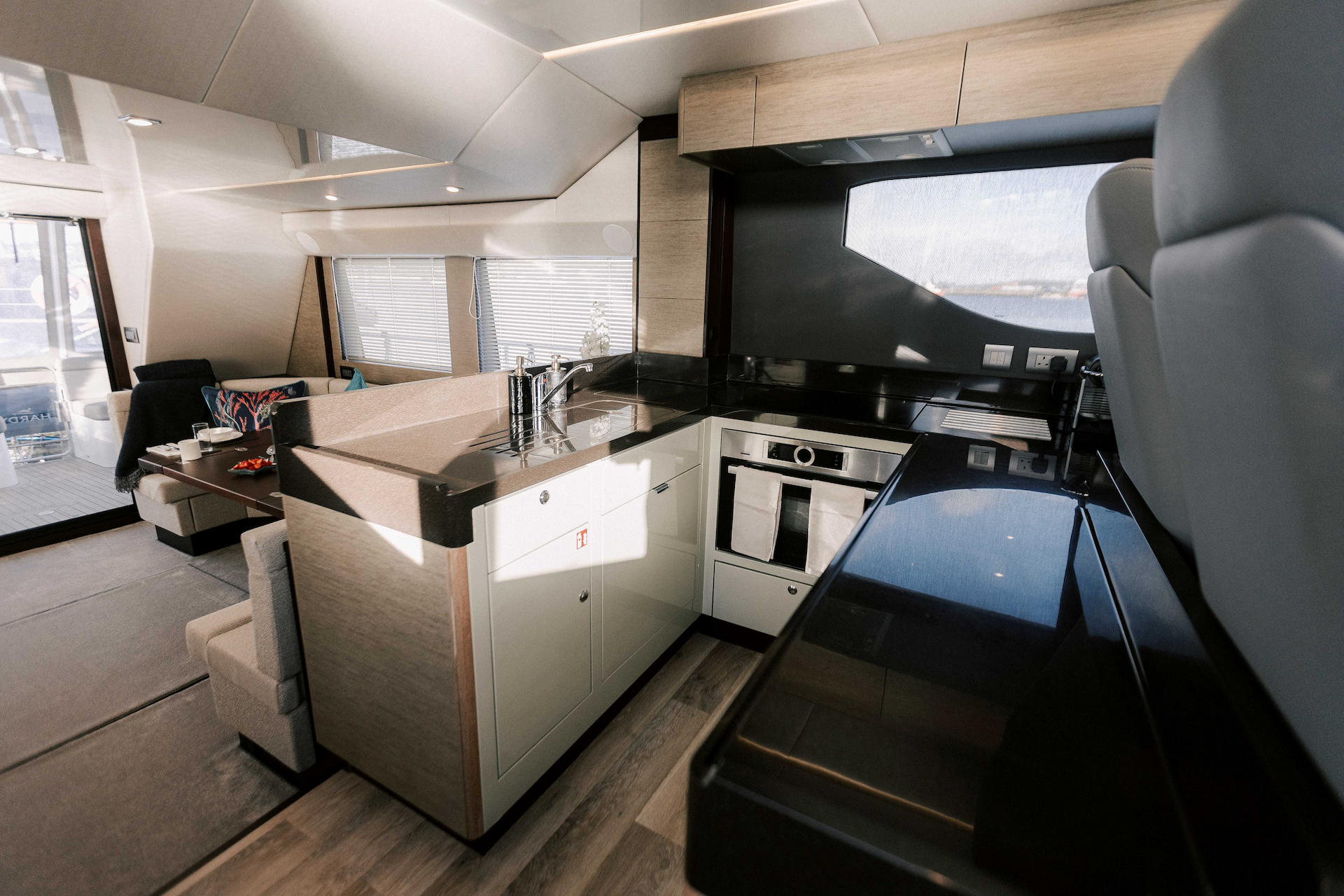 Hardy 50DS Interior | Cockwells Modern Boatbuilding